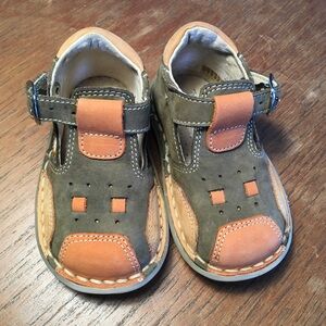 Pat Et Ripaton Leather Toddler Shoes